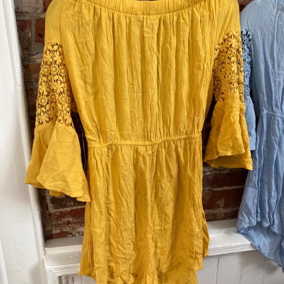 Set of 2 Hint of Blush Women’s Rompers (1 NWT) Size XL - Picture 7 of 8